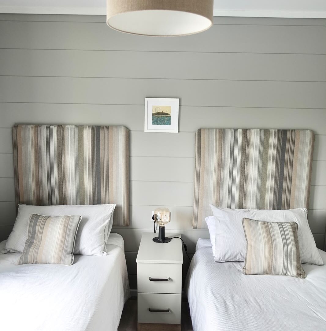 twin bed